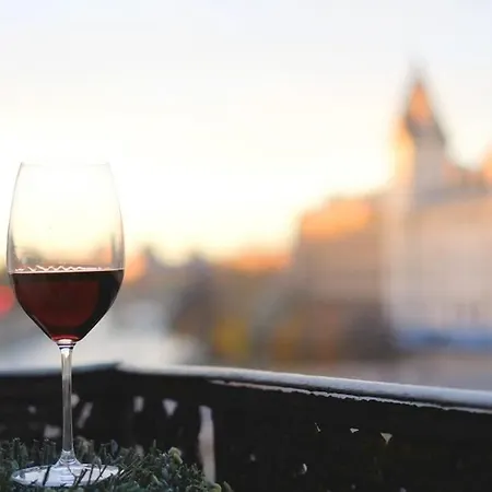 Two Bedroom Luxury - Balcony With View Of Notre Dame Appartamento Parigi