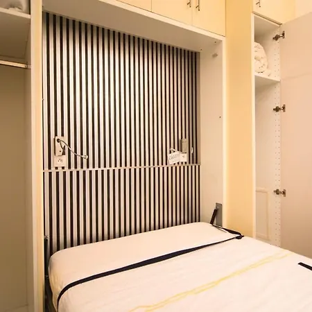 Two Bedroom Luxury - Balcony With View Of Notre Dame * Parigi