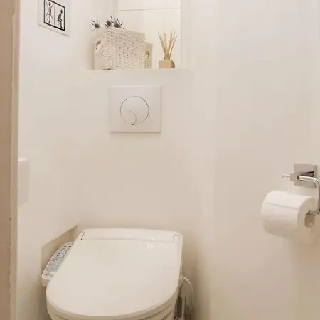 Two Bedroom Luxury - Balcony With View Of Notre Dame Appartamento *