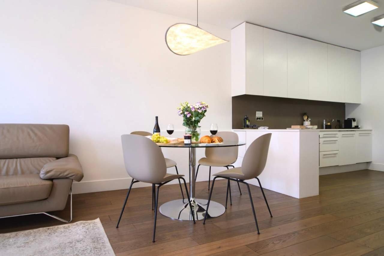Two Bedroom Luxury - Balcony With View Of Notre Dame * Parigi
