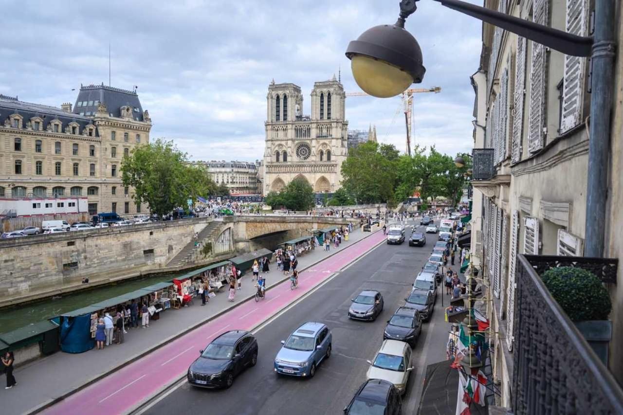 Two Bedroom Luxury - Balcony With View Of Notre Dame Appartamento *